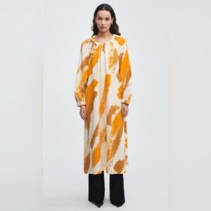 NWOT Carin  Wester maxi dress long sleeve luxury material